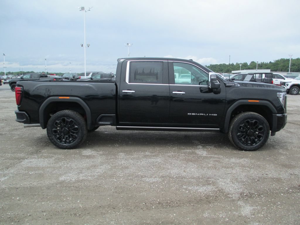 New 2026 GMC Sierra 2500 Denali Ultimate AWD/4WD image 3