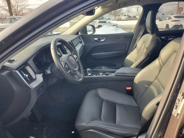 Certified 2025 Volvo XC60 B5 Plus image 14
