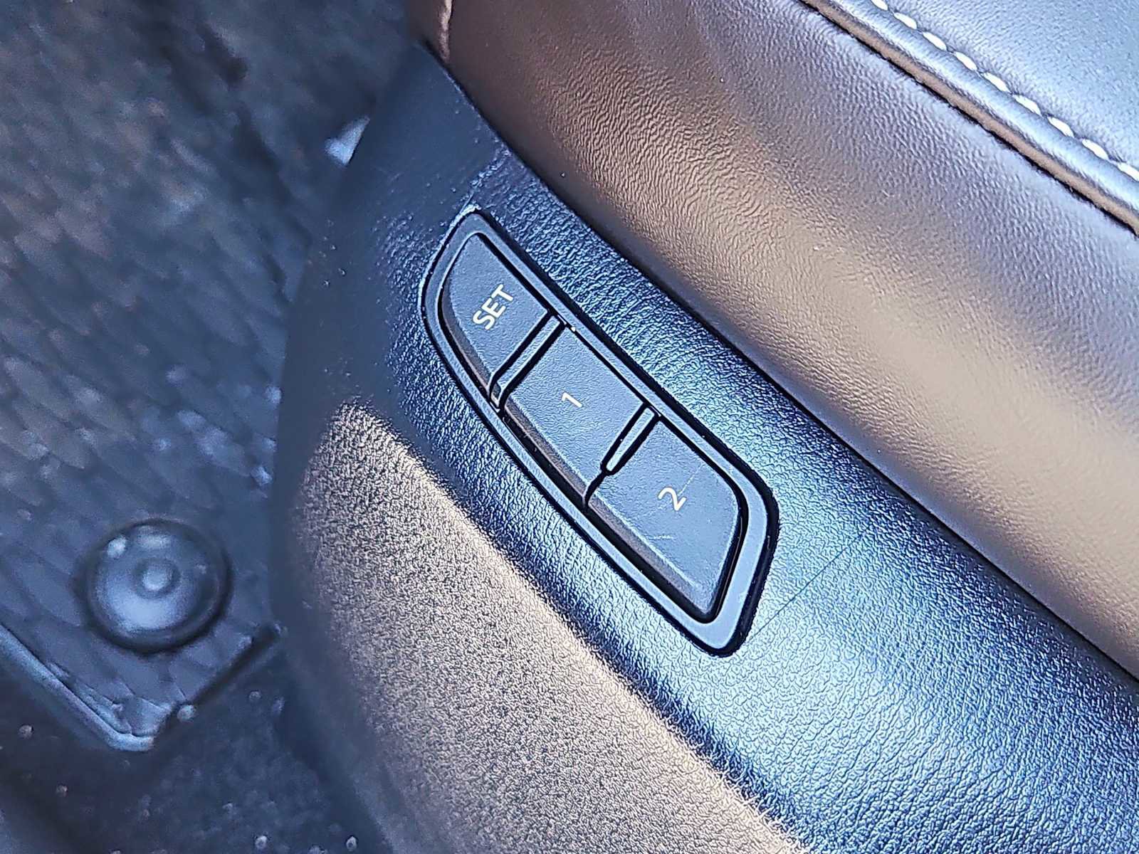 Used 2024 MAZDA CX-5 Signature image 19