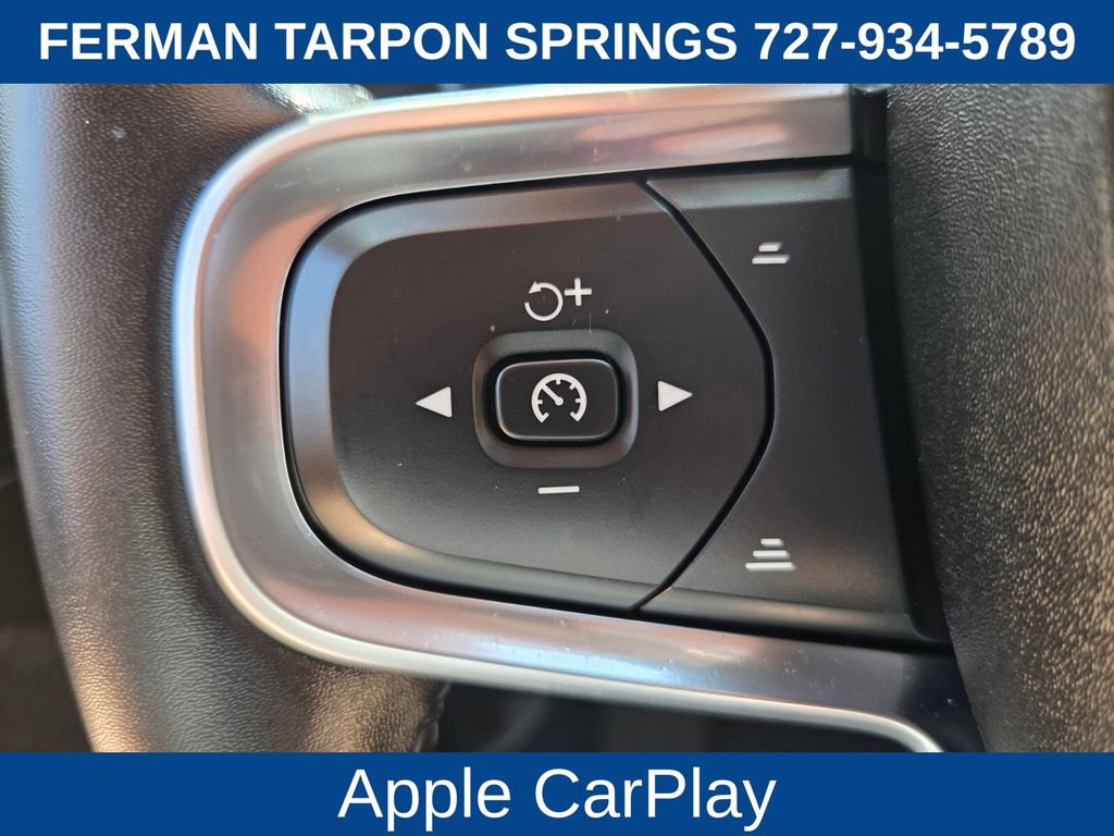Certified 2025 Volvo XC40 B5 Ultra AWD/4WD image 31
