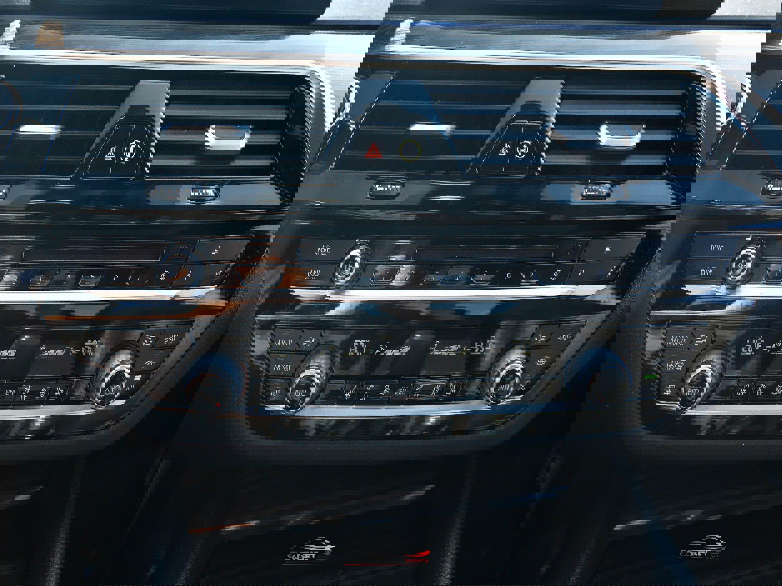 Used 2018 BMW 530i xDrive w/ Premium Package image 35