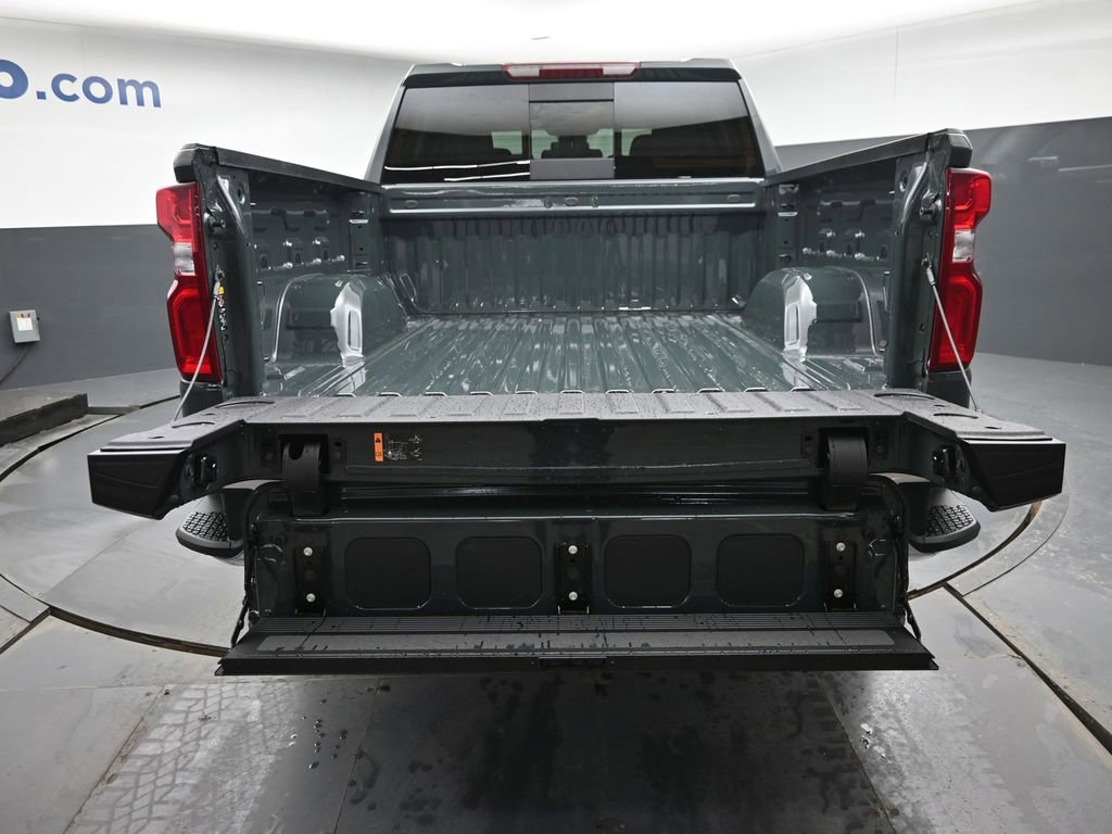 New 2026 Chevrolet Silverado 1500 LTZ w/ Z71 Off-Road Package image 12