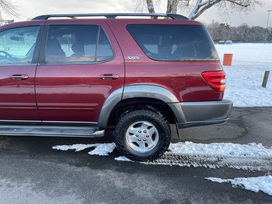 Used 2004 Toyota Sequoia SR5 AWD/4WD image 23