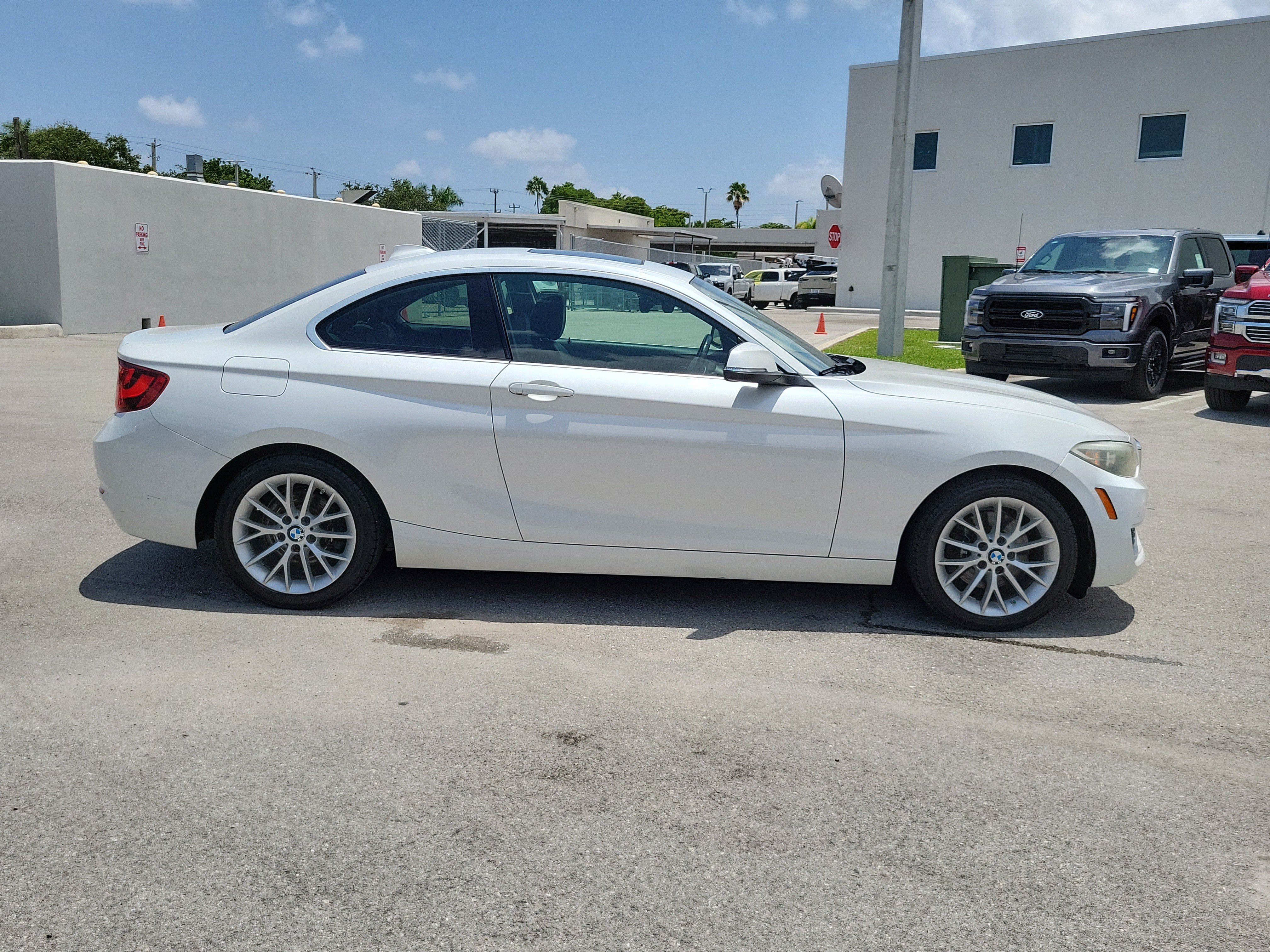 Used 2015 BMW 228i Coupe RWD image 3