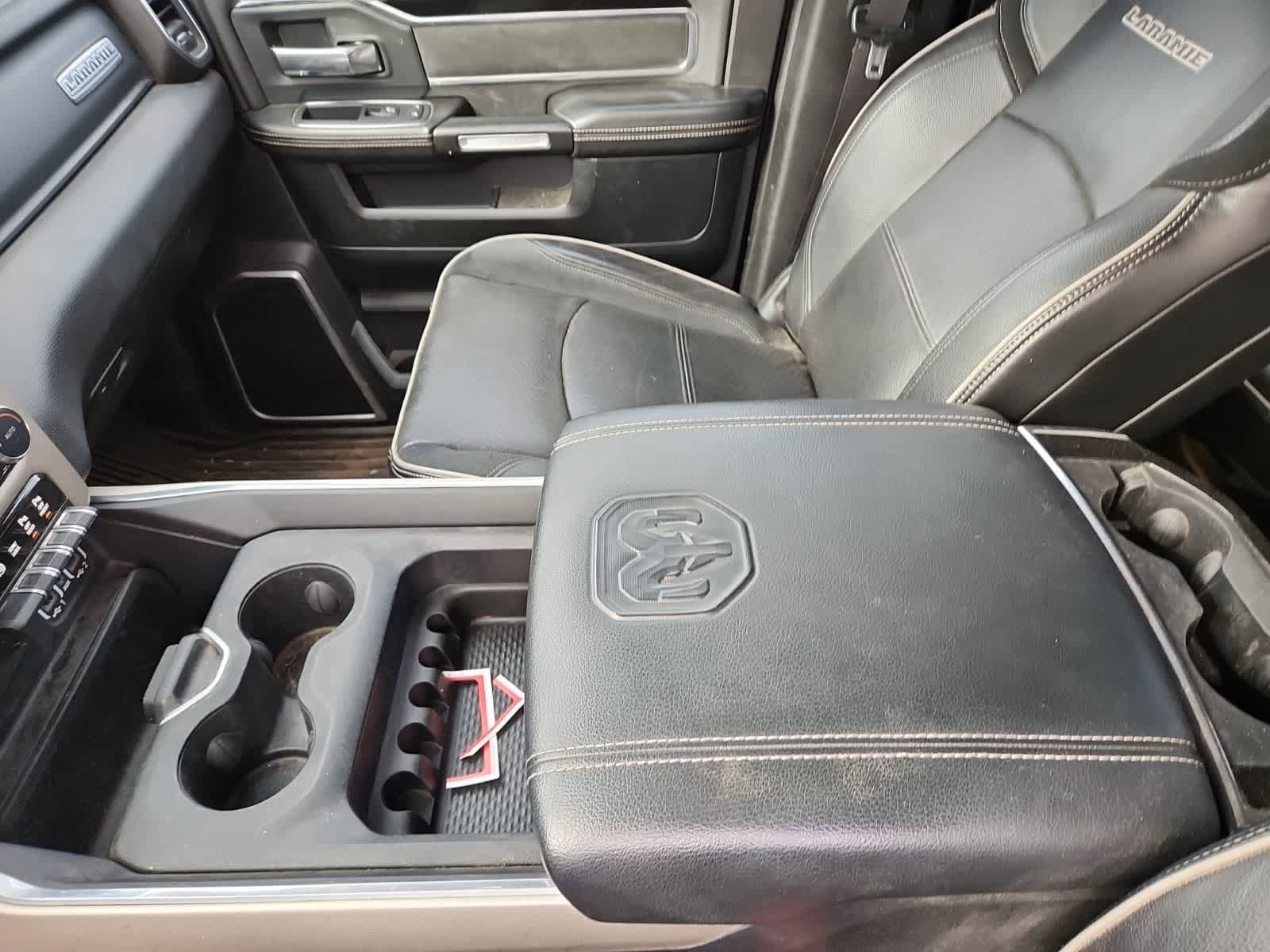 Used 2019 RAM 3500 Laramie image 11
