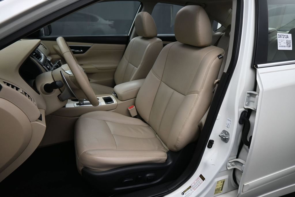 Used 2017 Nissan Altima 3.5 SL w/ 3.5SL Technology Package FWD image 14