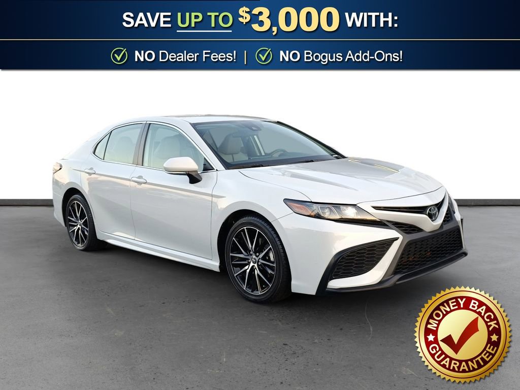 Used 2023 Toyota Camry SE image 10