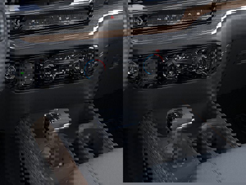 New 2026 Chevrolet Silverado 1500 LT image 44