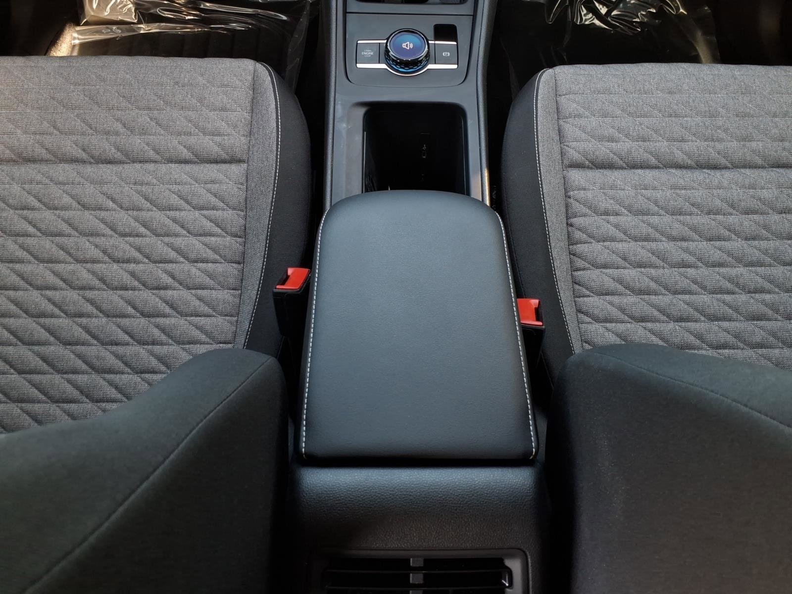 Certified 2025 Volkswagen Tiguan S FWD image 24