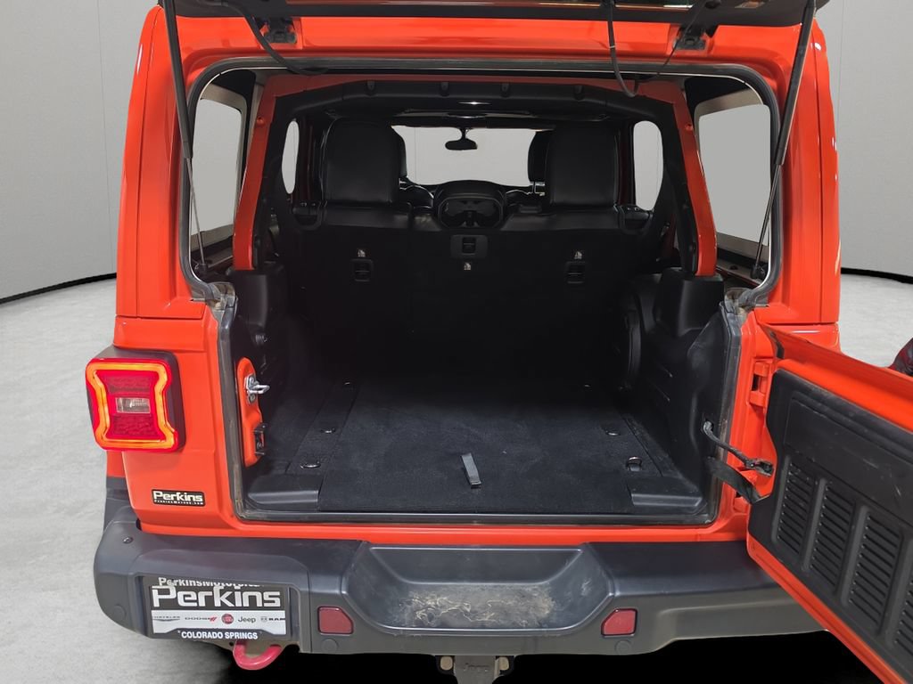 Used 2018 Jeep Wrangler Unlimited Rubicon w/ Dual Top Group AWD/4WD image 11