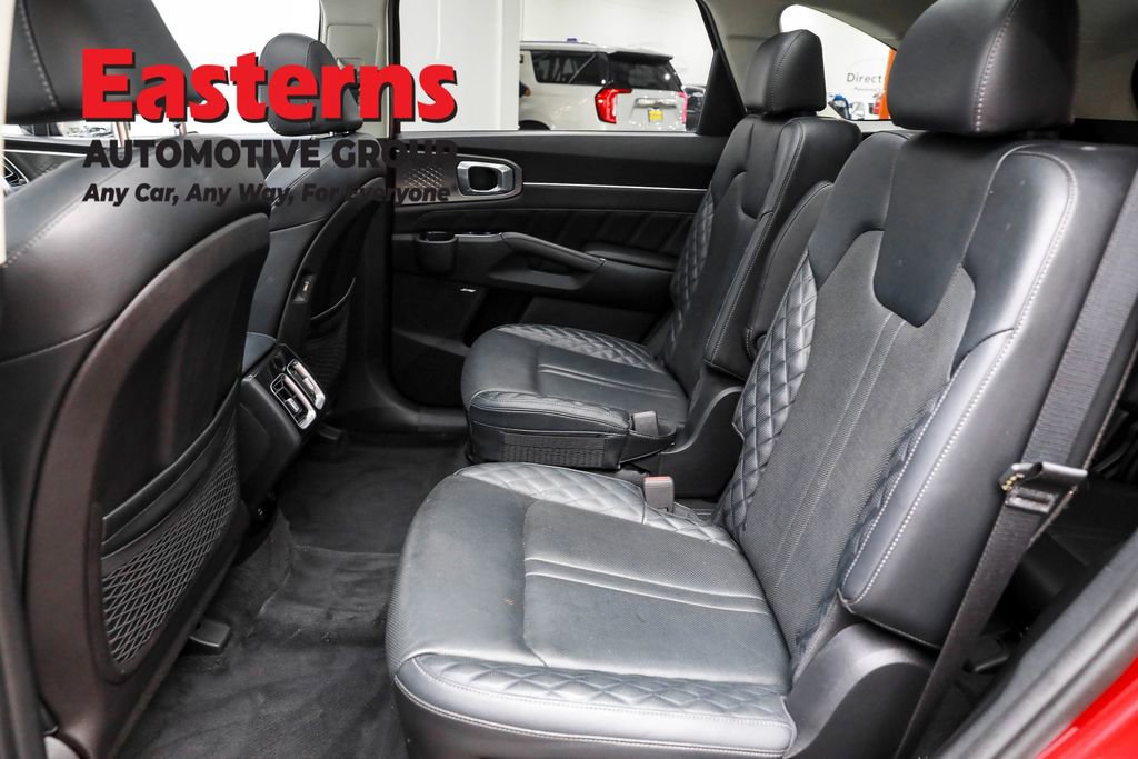 Used 2022 Kia Sorento SX image 21