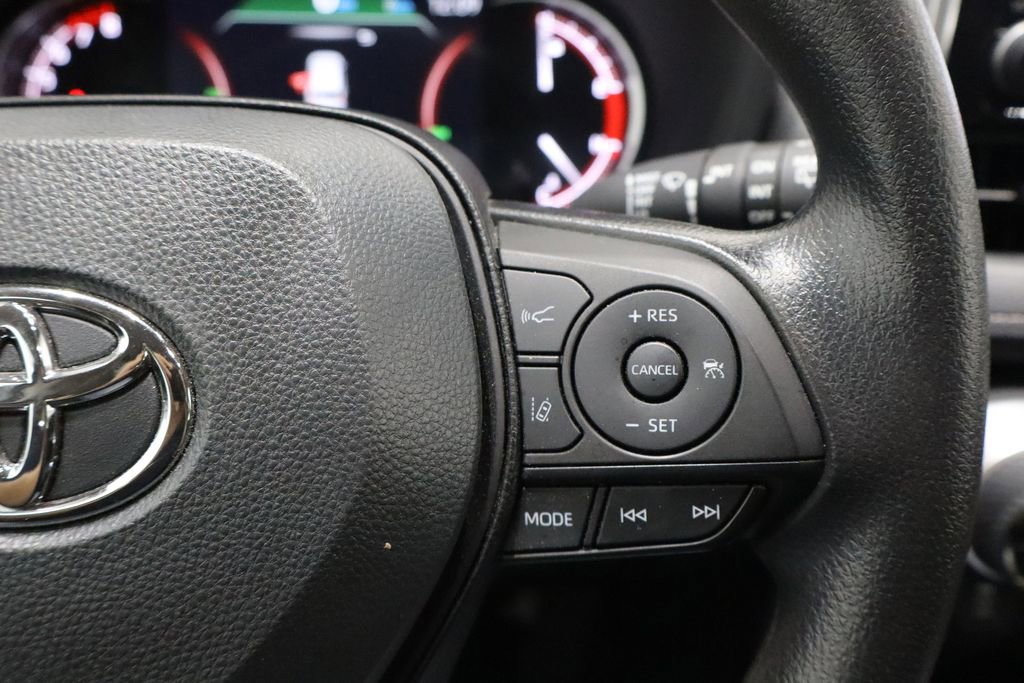 Used 2024 Toyota RAV4 XLE image 26