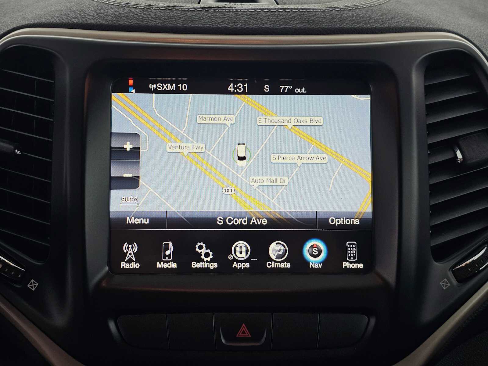 Used 2014 Jeep Cherokee Latitude image 24