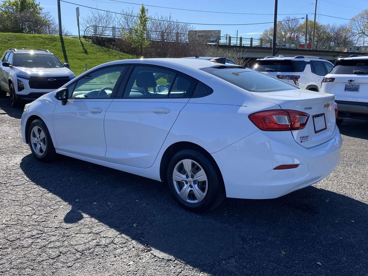 Used 2018 Chevrolet Cruze LS image 4