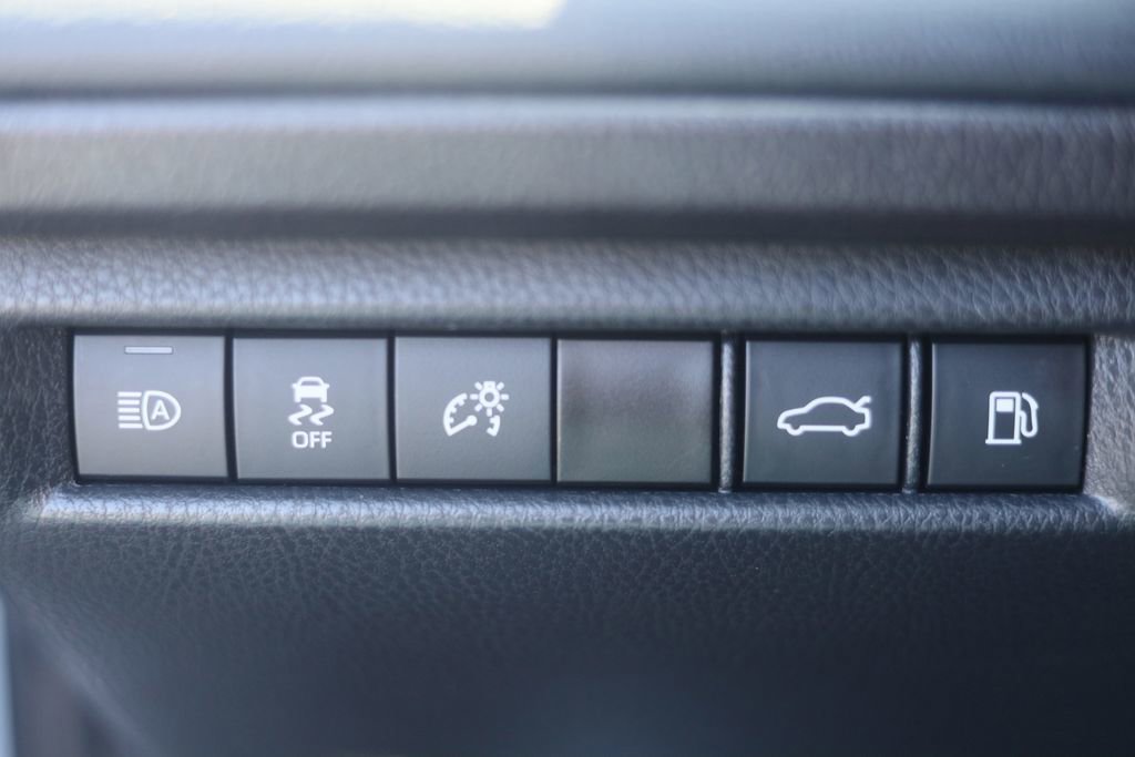 Used 2025 Toyota Camry XSE AWD/4WD image 27