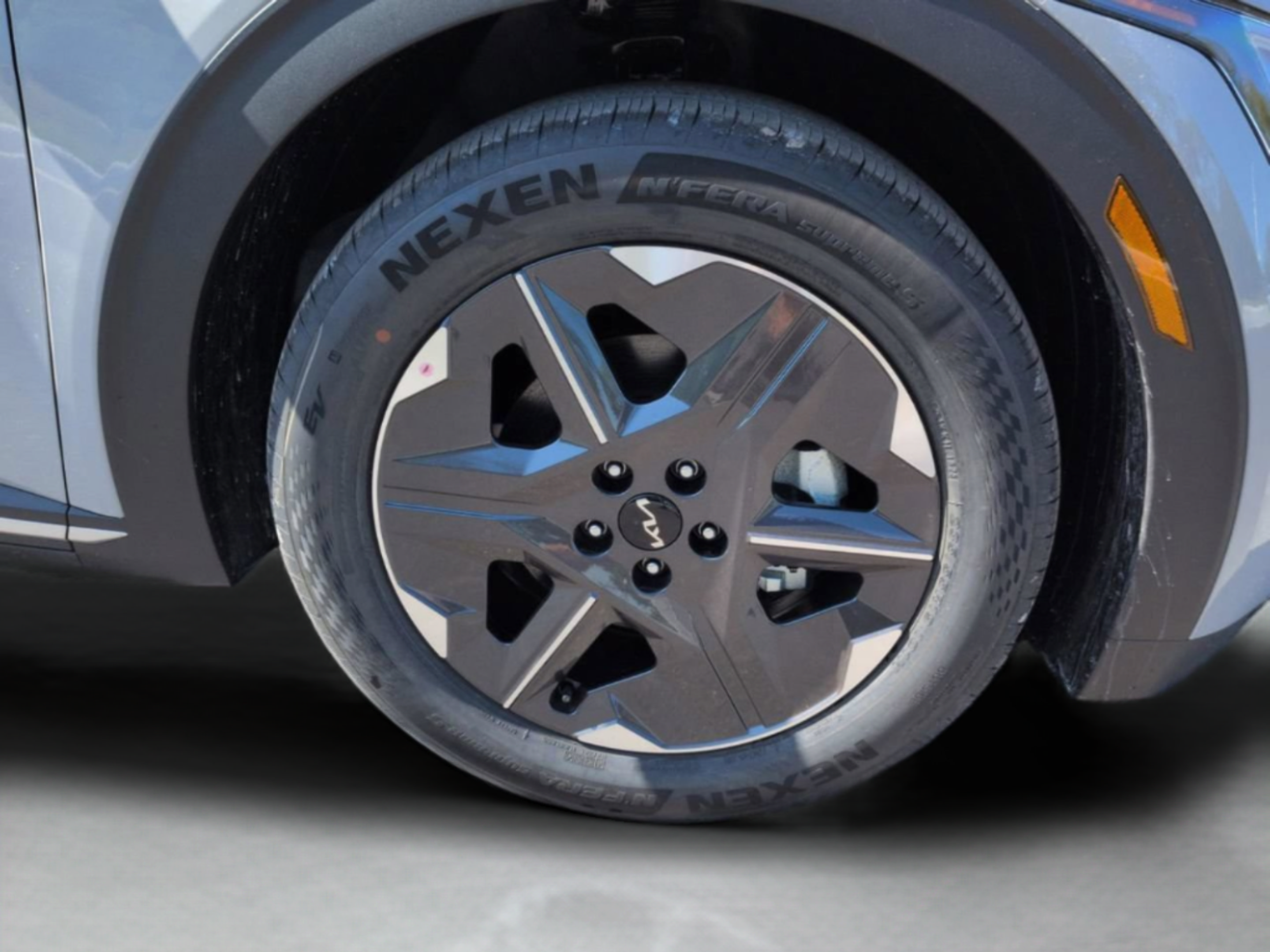 New 2026 Kia EV6 Light RWD image 12
