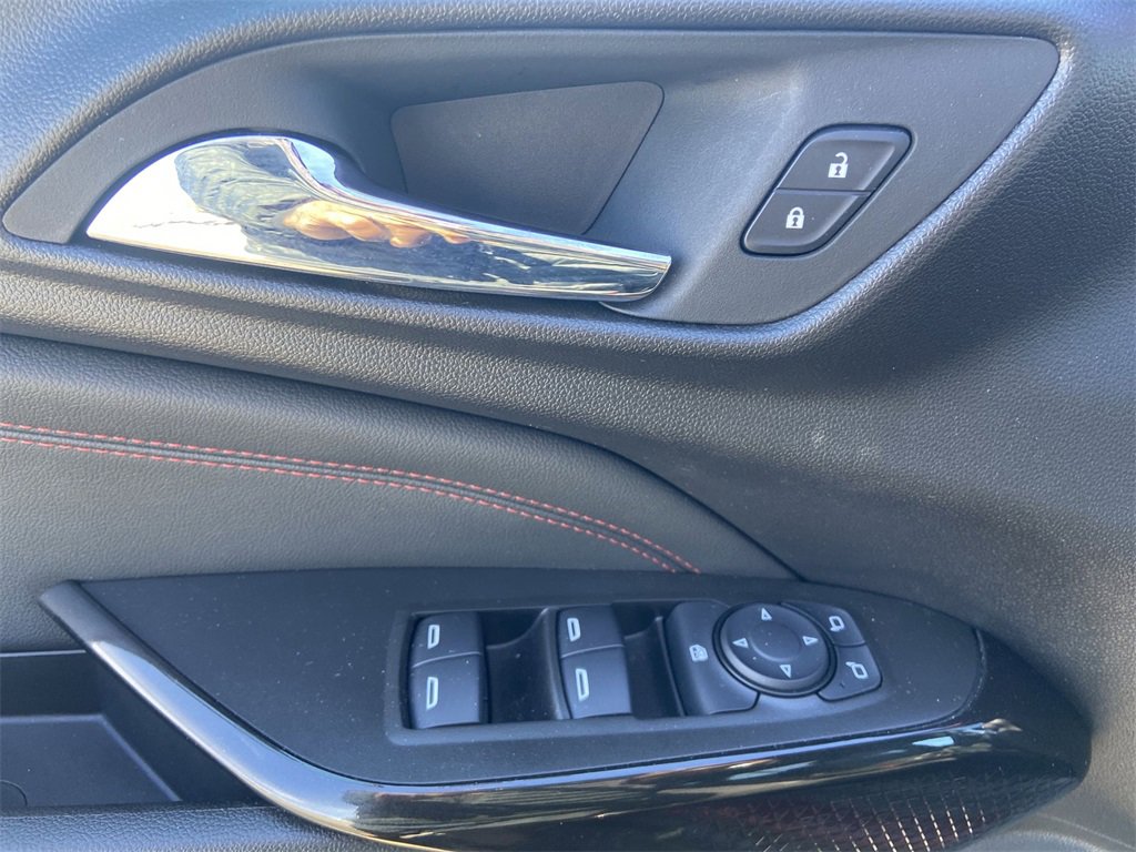 Certified 2024 Chevrolet Trax RS image 22