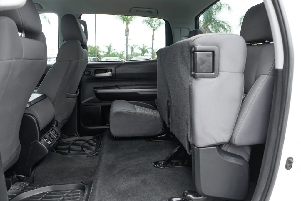 Used 2018 Toyota Tundra SR5 w/ TRD Off Road Package AWD/4WD image 32