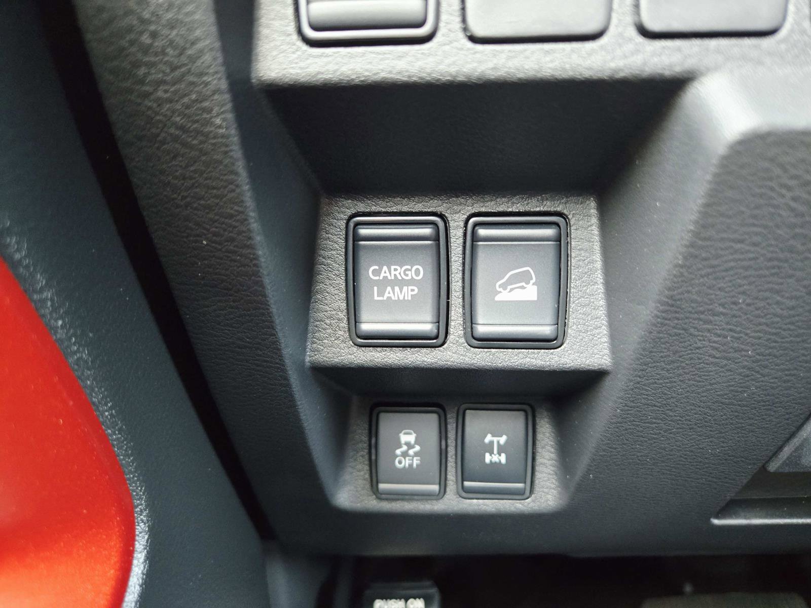 Used 2025 Nissan Frontier PRO-4X w/ Pro Convenience Package AWD/4WD image 38