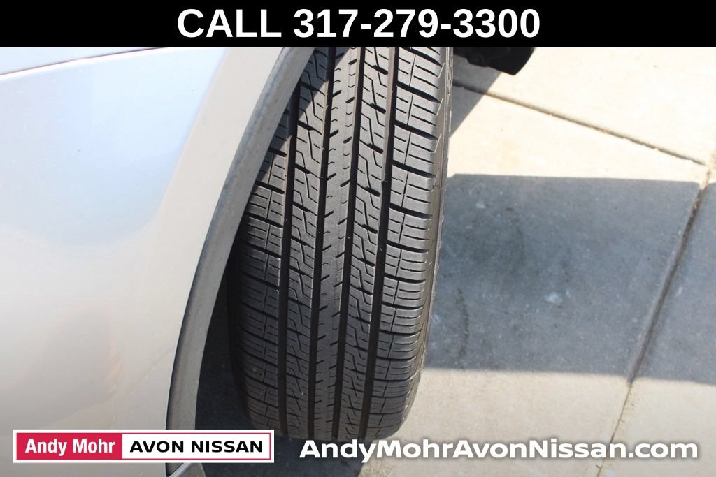 Used 2016 Toyota RAV4 LE AWD/4WD image 13