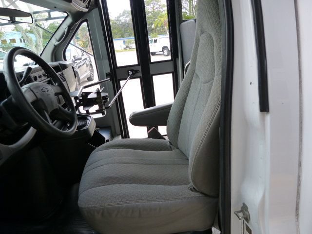 Used 2007 Chevrolet Express 3500 w/ School Bus Package RWD image 34