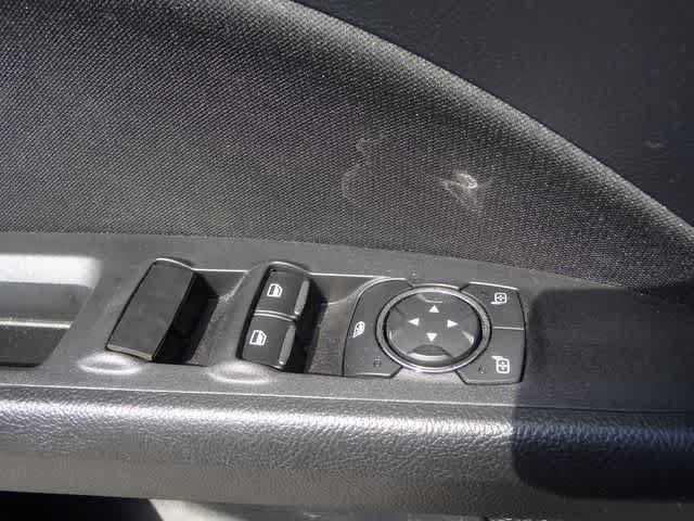 Used 2019 Ford Fusion SE FWD image 9