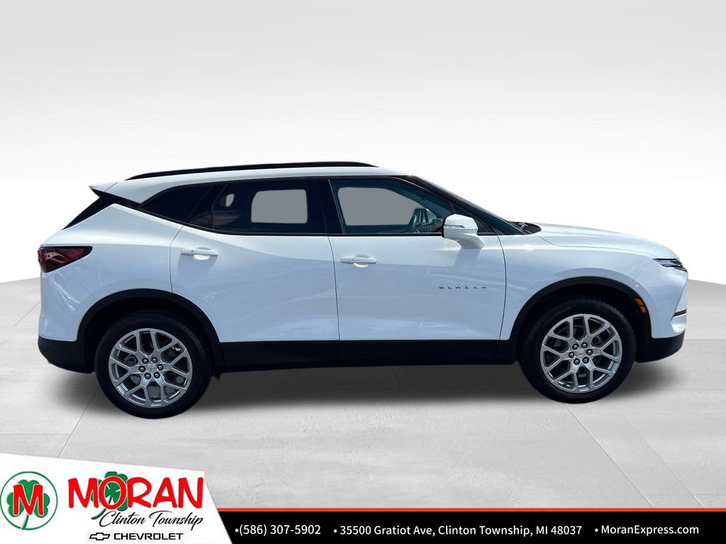 Certified 2024 Chevrolet Blazer LT FWD image 7