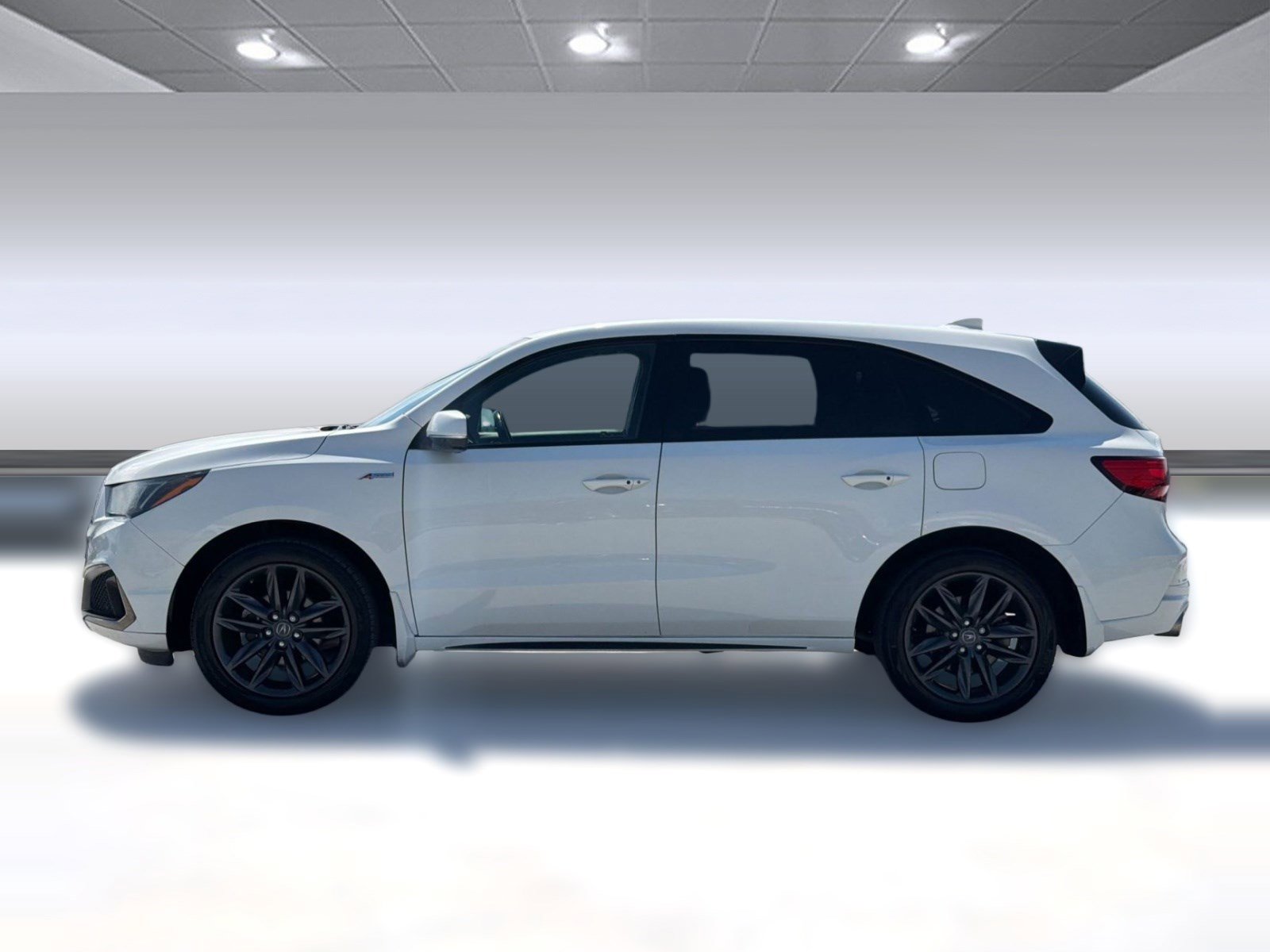 Used 2019 Acura MDX A-Spec image 2