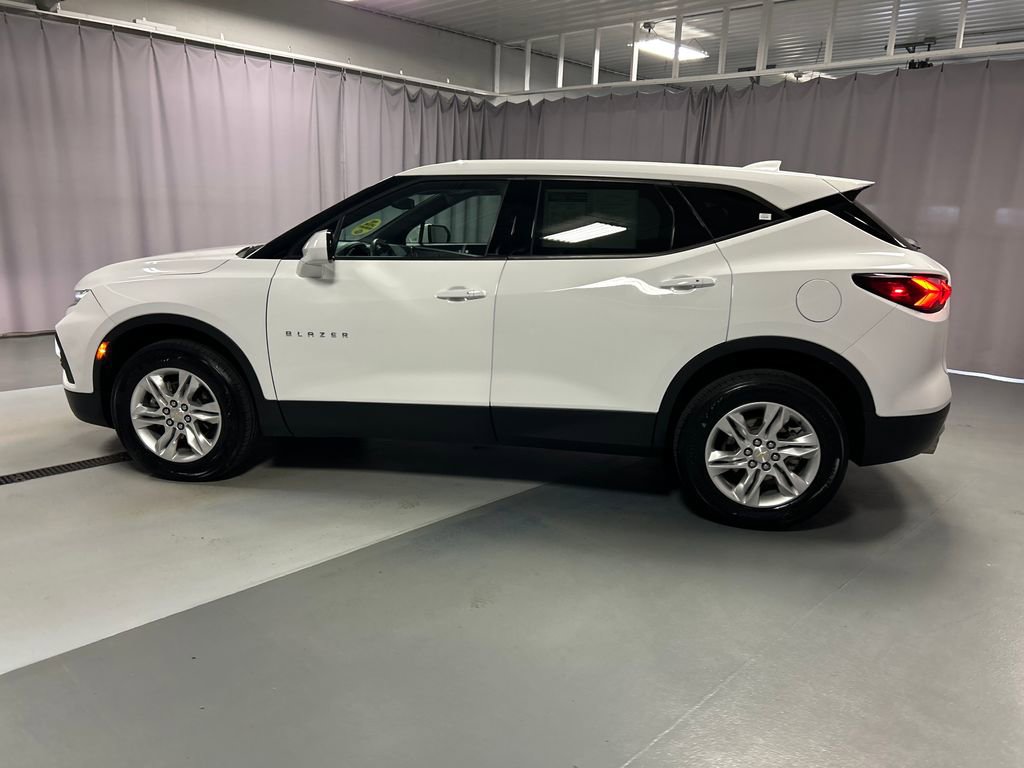Used 2022 Chevrolet Blazer LT FWD image 4