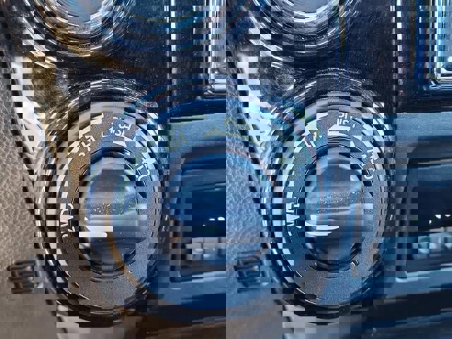 Used 2022 Nissan Titan Platinum Reserve w/ Moonroof Package AWD/4WD image 22