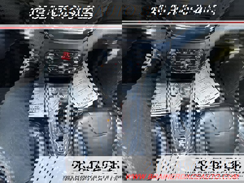 Used 2019 Jeep Cherokee Trailhawk w/ Cold Weather Group image 14