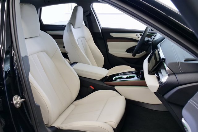 New 2026 Audi A6 Premium Plus image 16