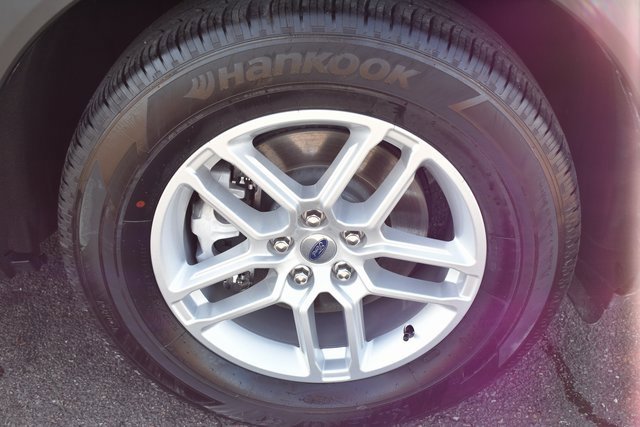 Used 2025 Ford Explorer Active image 49