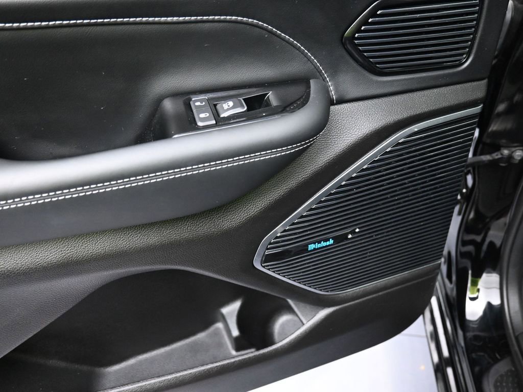 Used 2021 Jeep Grand Cherokee L Overland w/ Quick Order Package 25N image 10