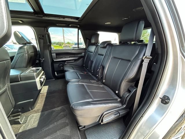 Used 2021 Ford Expedition XLT AWD/4WD image 40