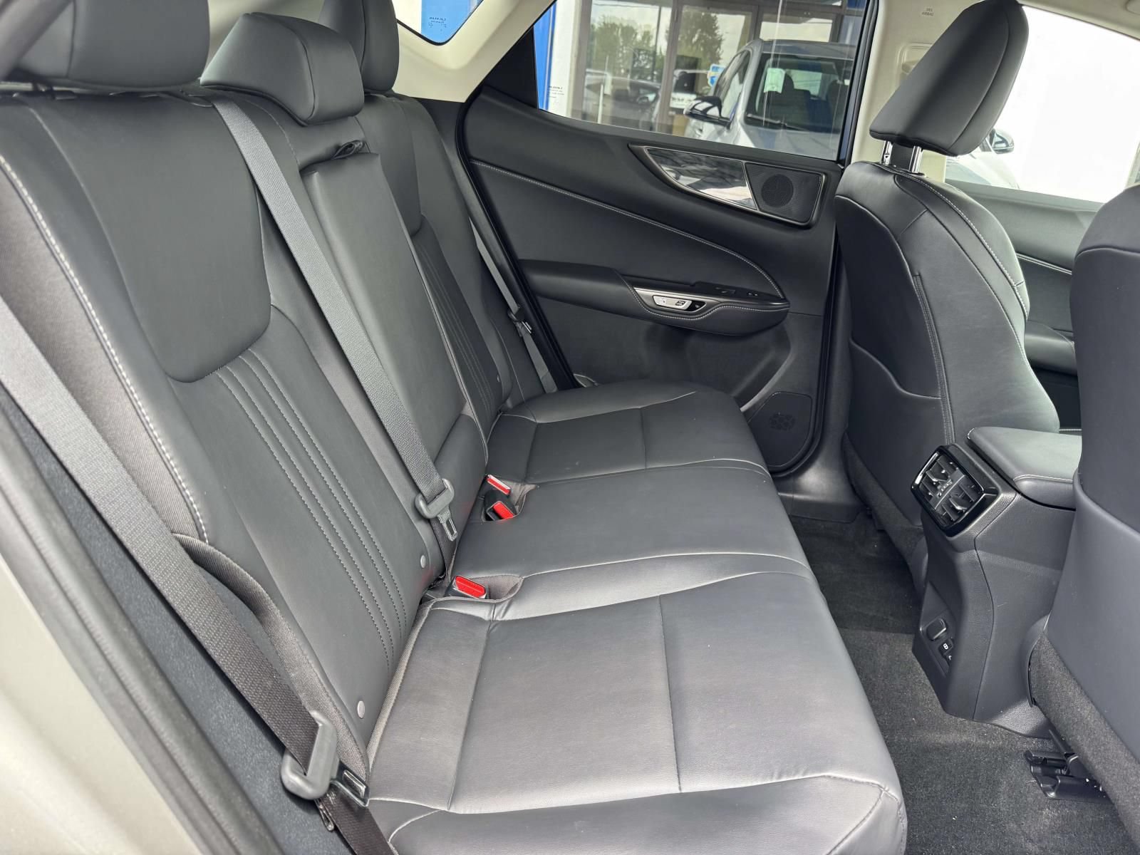 Used 2023 Lexus NX 350 AWD image 26