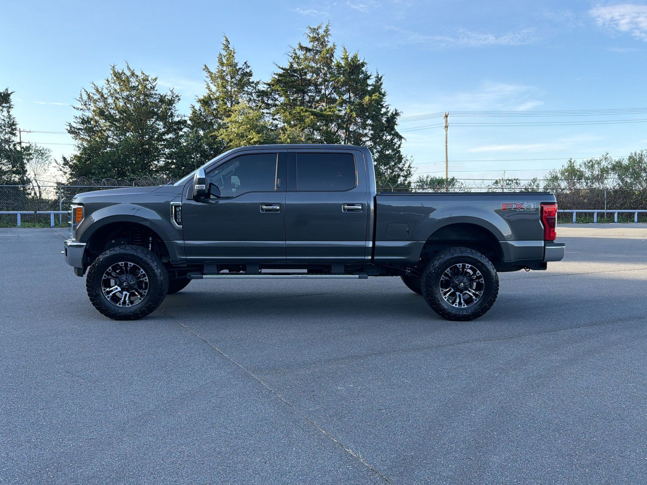 Certified 2019 Ford F250 Lariat w/ Lariat Ultimate Package AWD/4WD image 2