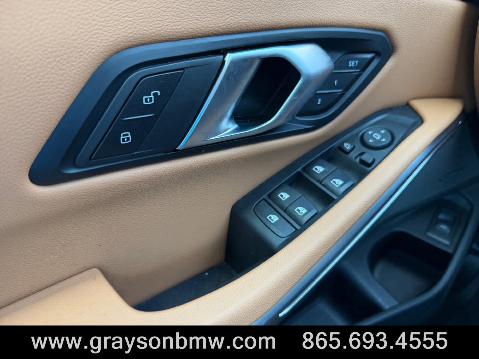 Used 2025 BMW M340i RWD image 23