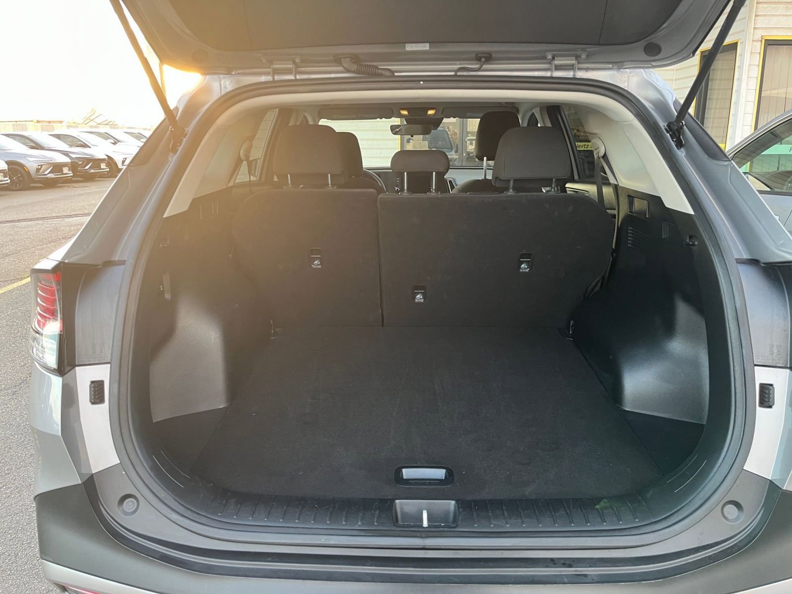 Used 2025 Kia Sportage LX image 30