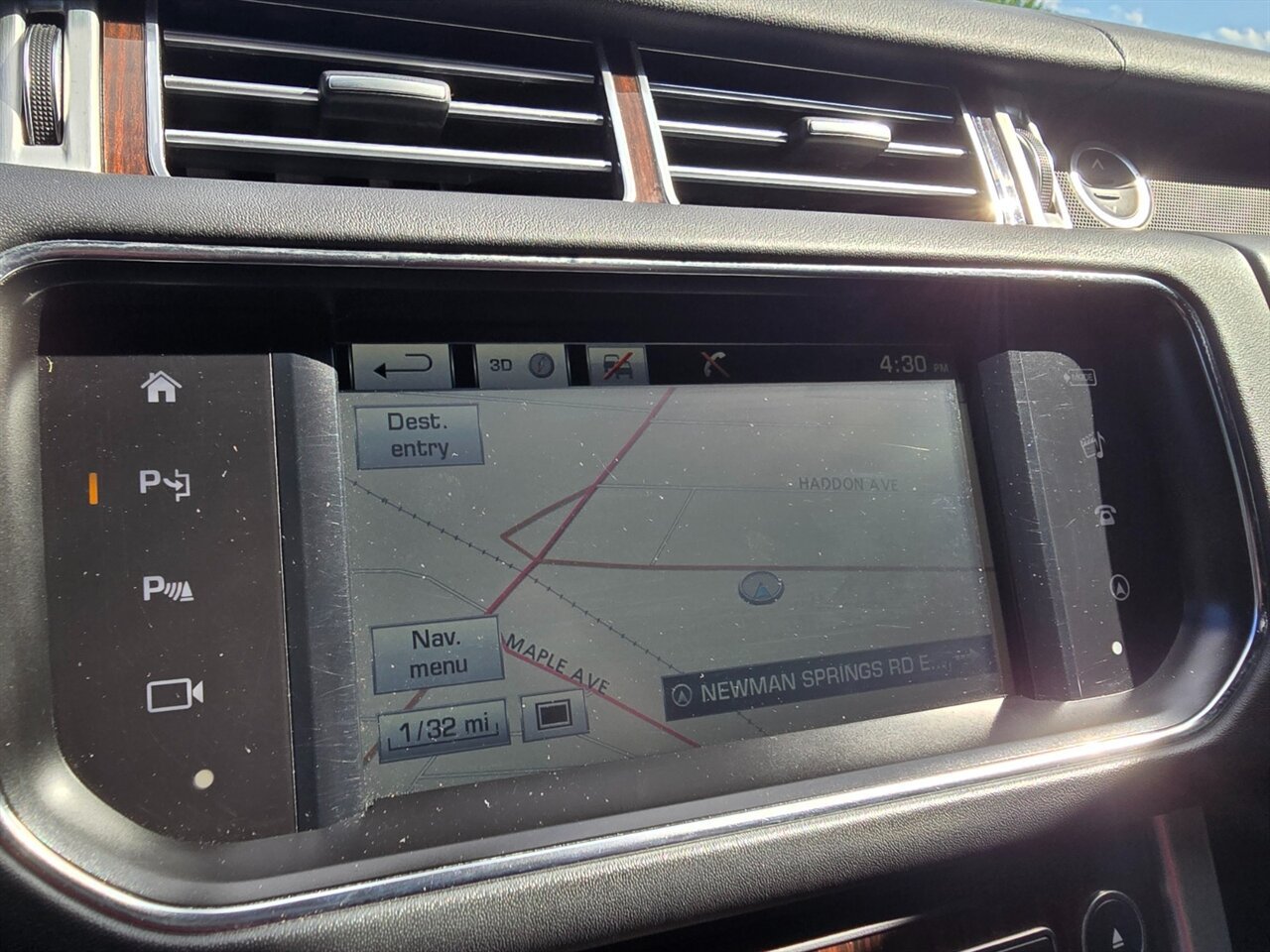 Used 2016 Land Rover Range Rover Supercharged AWD/4WD image 12