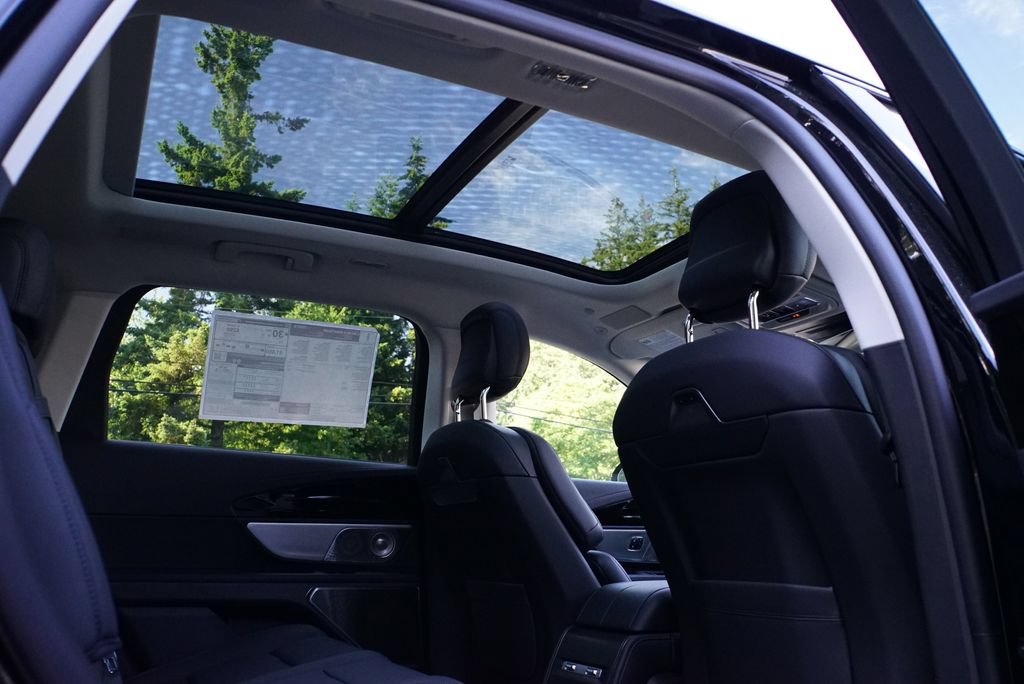 New 2026 Lincoln Nautilus Reserve AWD/4WD image 26