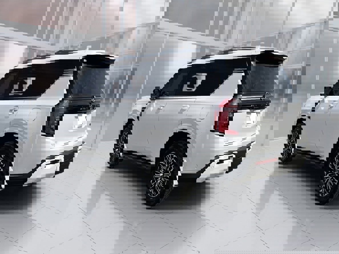 New 2026 Nissan Armada SL w/ Captain's Chari Seat Package image 3