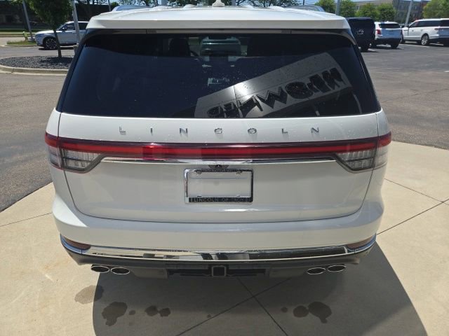 Used 2023 Lincoln Aviator Reserve w/ Equipment Group 201A AWD/4WD image 16