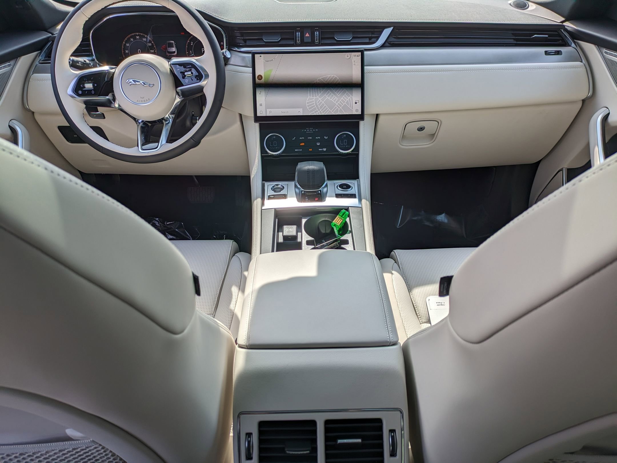 New 2026 Jaguar F-PACE R-Dynamic S image 22