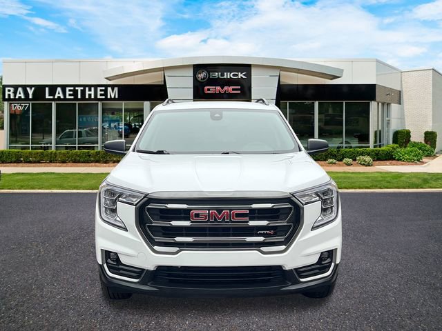 Used 2023 GMC Terrain AT4 w/ Infotainment Package II image 7