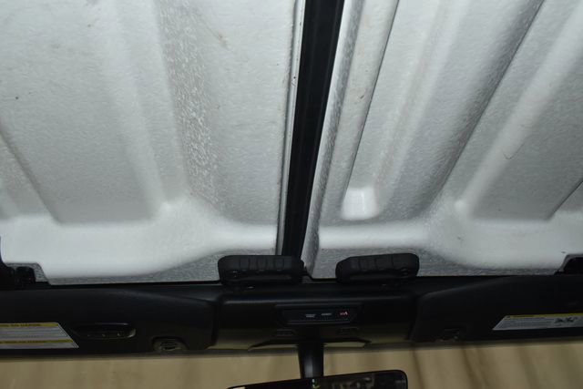 Used 2022 Jeep Wrangler Willys image 18