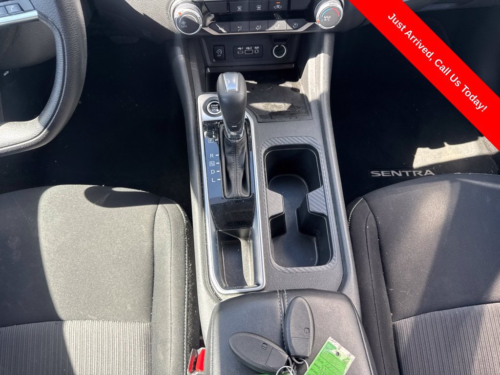 Used 2024 Nissan Sentra SV FWD image 15