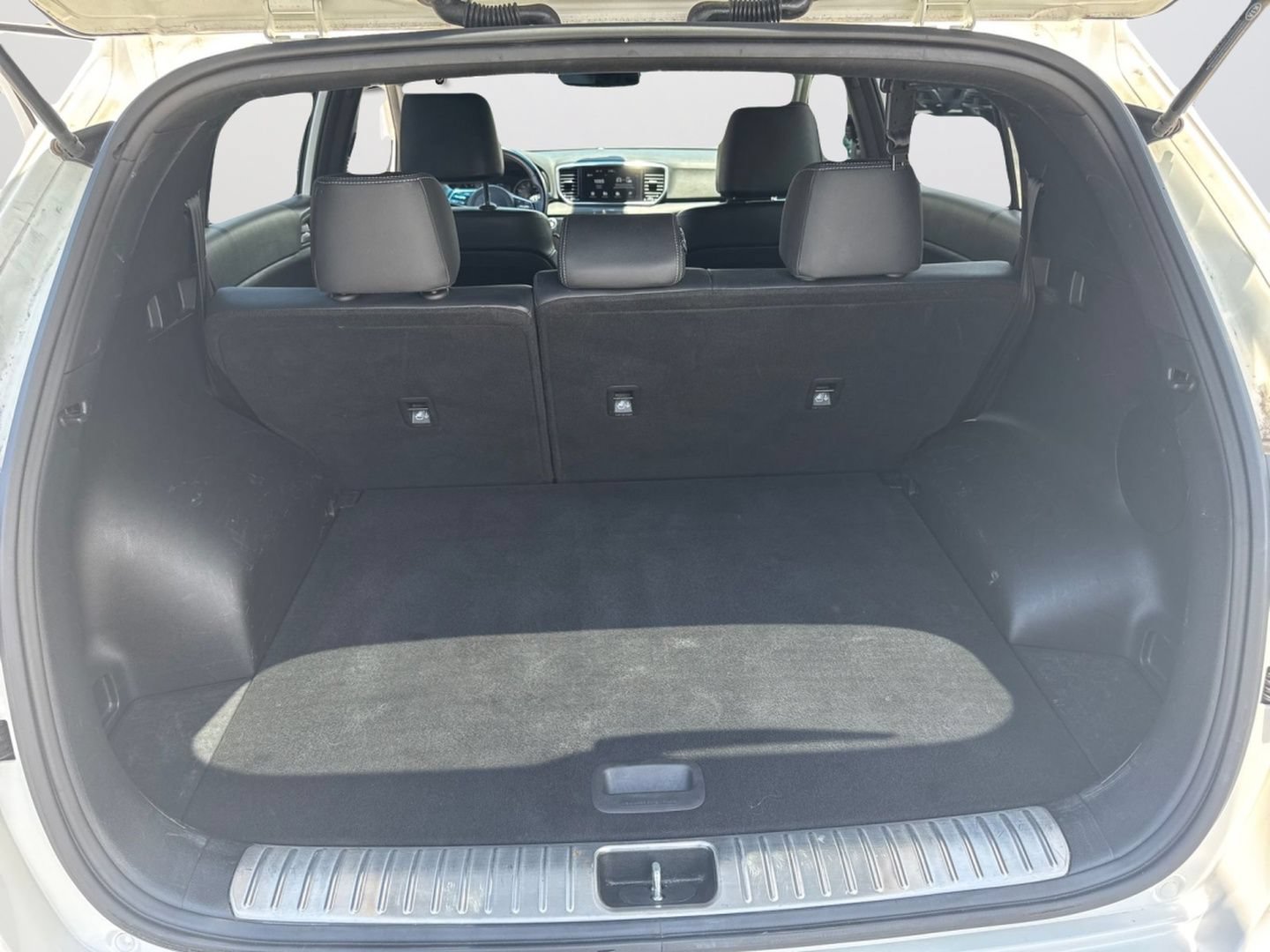 Used 2021 Kia Sportage S w/ S AWD Premium Package image 35
