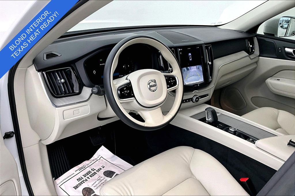 Certified 2023 Volvo XC60 B5 Plus w/ Climate Package image 18
