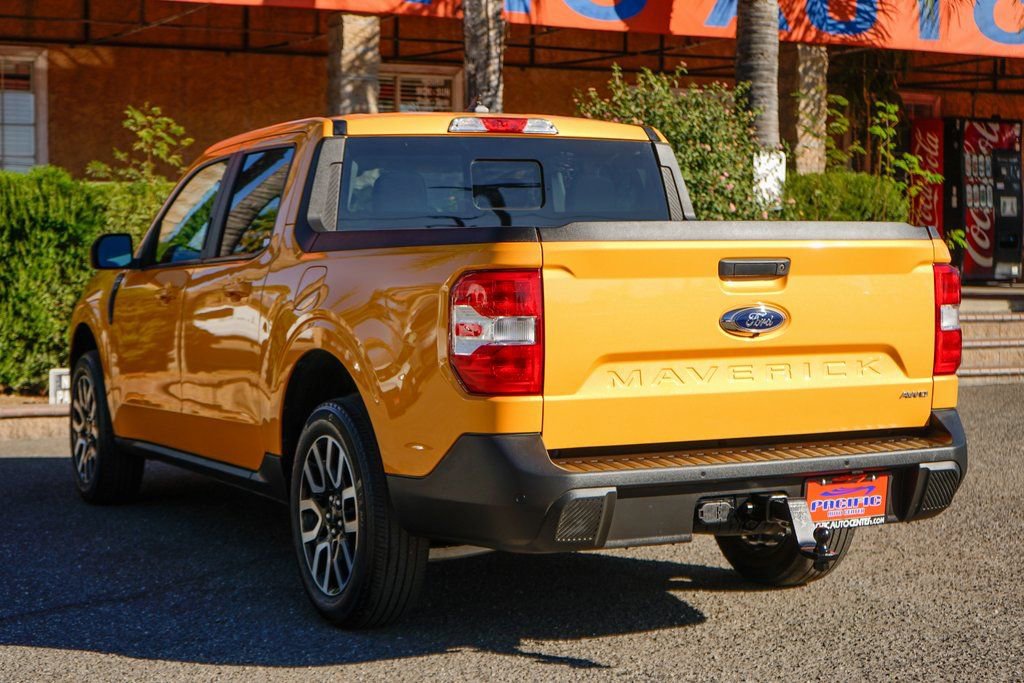 Used 2023 Ford Maverick Lariat w/ Lariat Luxury Package image 6